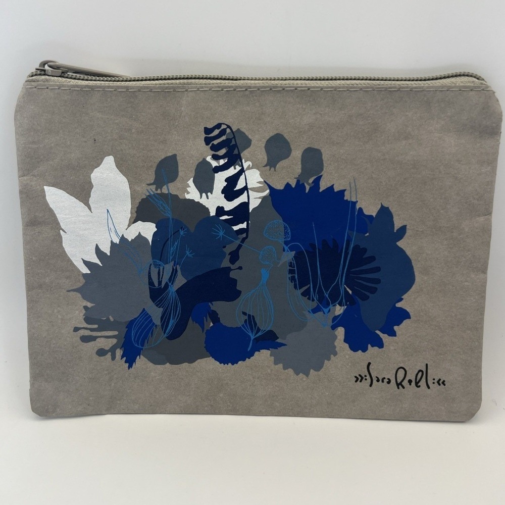 Iceland Air x Sara Riel Promotional Travel Toiletry Make Up Zipper Pouch 8.5 in